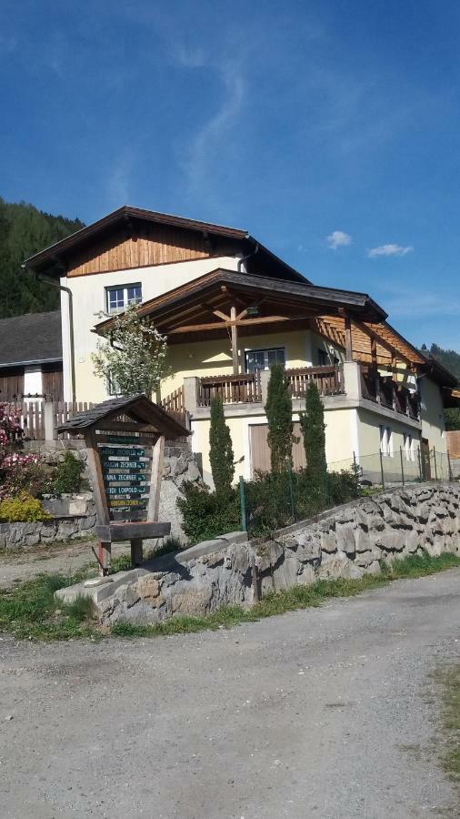Ferienwohnung Am Bauernhof Zechner Heidi Flattach Eksteriør billede